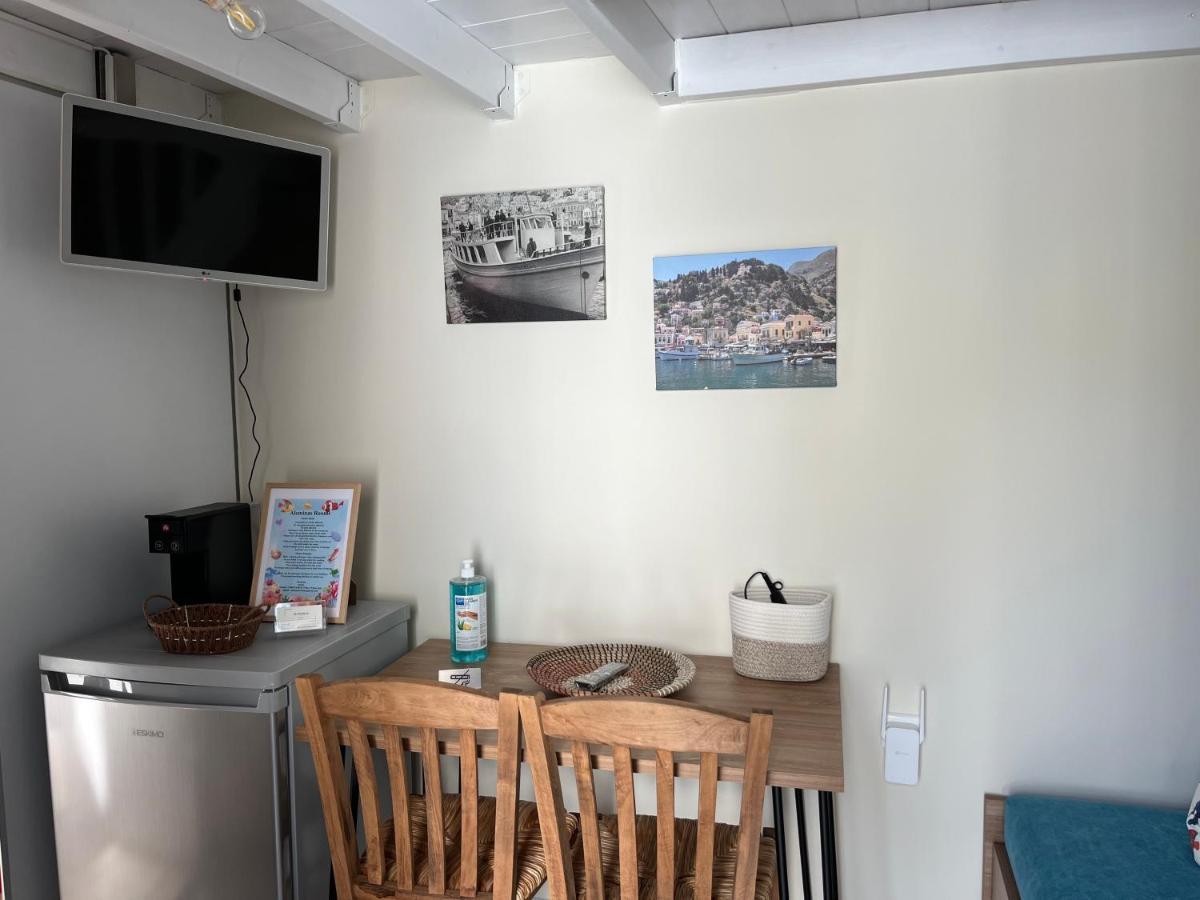 Aleminas Rooms Symi Exterior photo